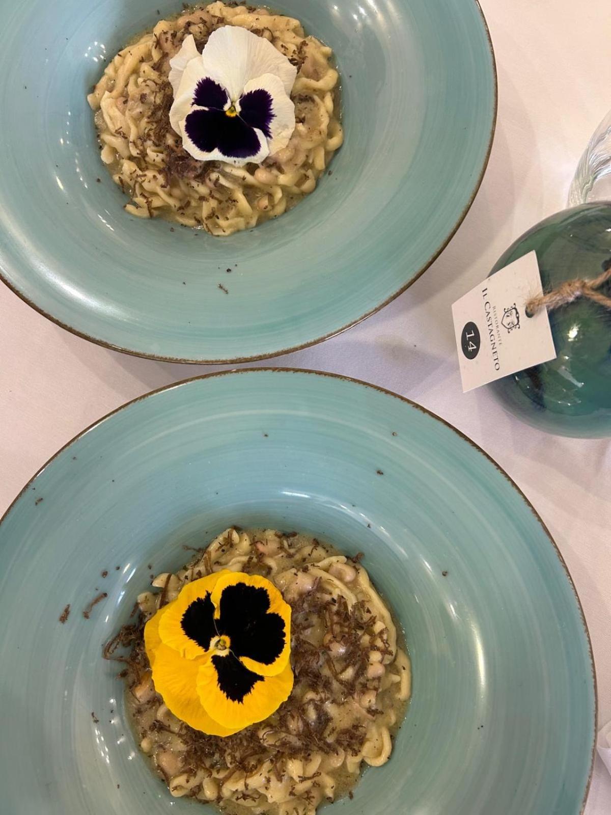 Rooms & Restaurant Il Castagneto กัมปาญา ภายนอก รูปภาพ