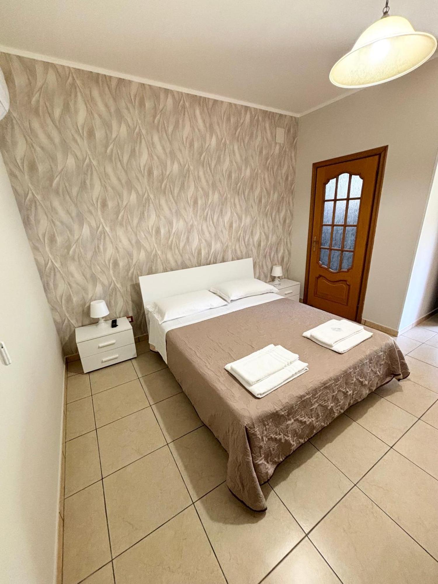 Rooms & Restaurant Il Castagneto กัมปาญา ภายนอก รูปภาพ