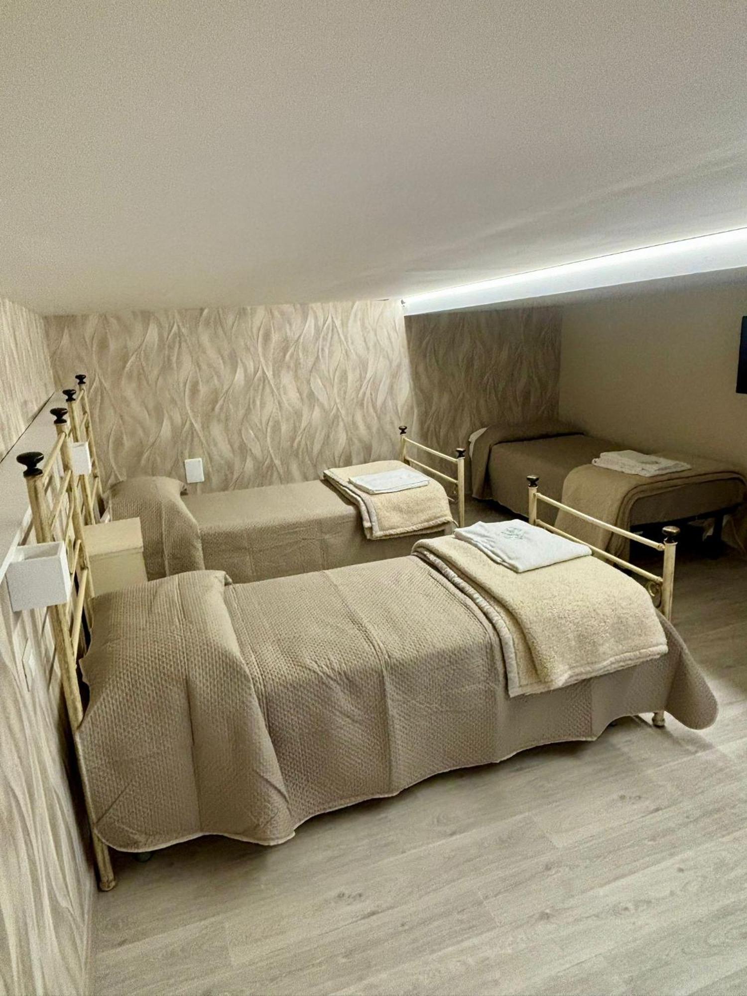 Rooms & Restaurant Il Castagneto กัมปาญา ภายนอก รูปภาพ